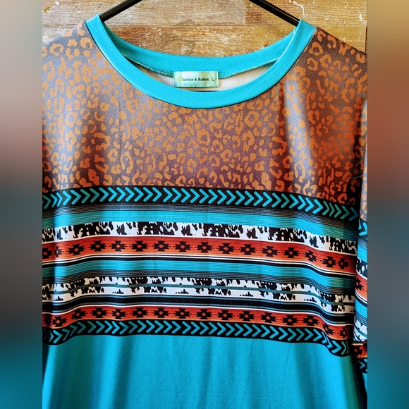 Sunshine and Rodeos Aztec/Turquoise Western Tee - Picture 3 of 14